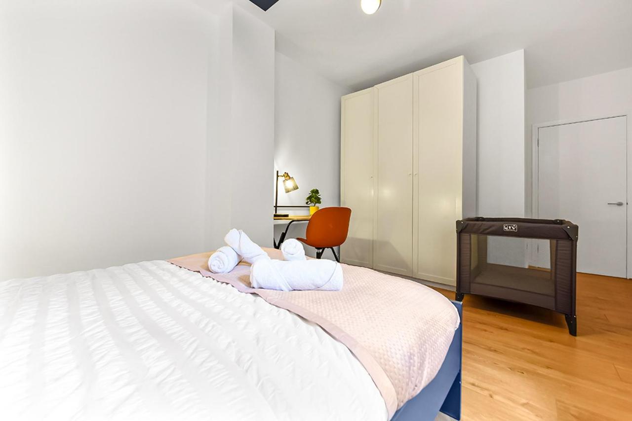 Spacious Contemporary 2 Bed Flat, Central Лондон Екстериор снимка